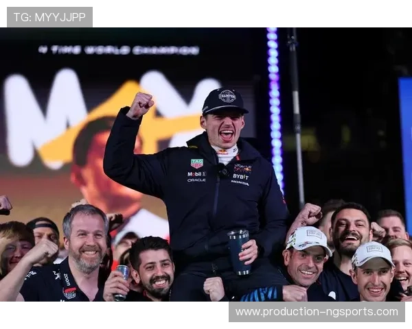 F1最新赛季精彩回顾各队策略与车手表现全面解析 F1最新赛季精彩回顾各队策略与车手表现全面解析