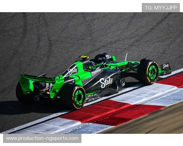 F1赛季激战升级多队争冠格局生变新秀崛起老将承压围场风云再起