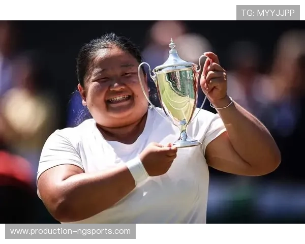 网球赛场风云再起新星挑战卫冕冠军引发关注